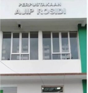 Ajip Rosidi, Bapak Literasi Indonesia