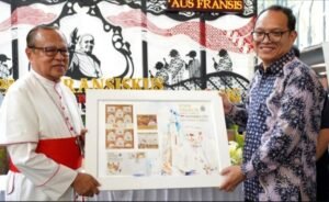 Prangko Kunjungan Paus Fransiskus di Indonesia Abadikan Sejarah