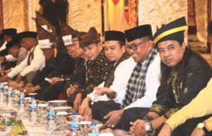 Tradisi Makan Bajamba Satukan Raja dan Sultan Nusantara