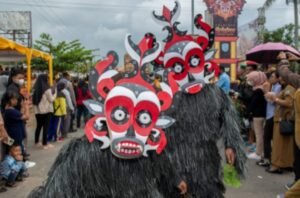 Festival Babukung, Tradisi Budaya Suku Dayak Tomun