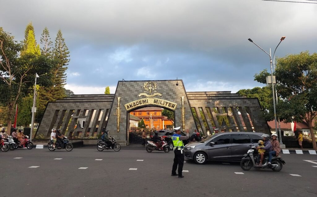 Kabinet Merah Putih Ikut Parade Senja di Akmil Magelang