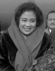 Fatmawati, Sang Penjahit Bendera Pusaka Indonesia