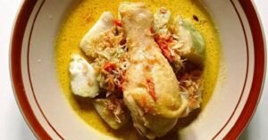 Lontong Tuyuhan Rembang, Bukan Opor Ayam Biasa
