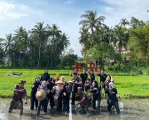 Mahasiswa Malaysia Wisata Edukasi di Padang Panjang