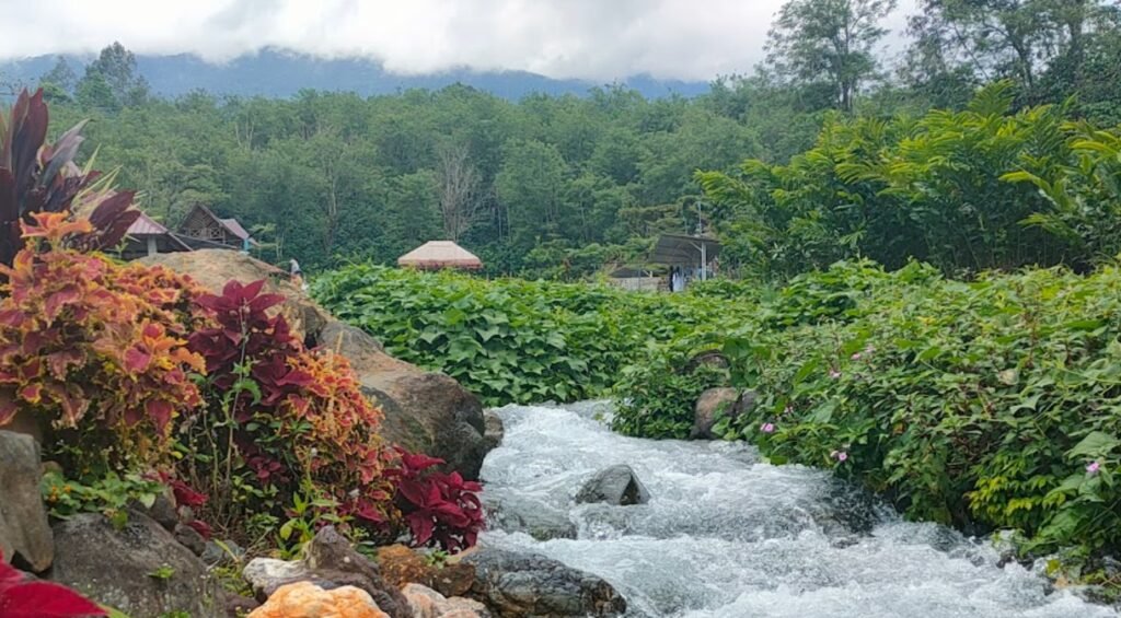 Mengintip Destinasi Wisata Tersembunyi Ayek Pacar Lahat