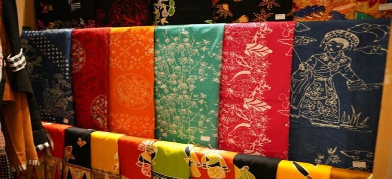 Menelusuri Makna Filosofi di Balik Motif Batik Khas Indonesia