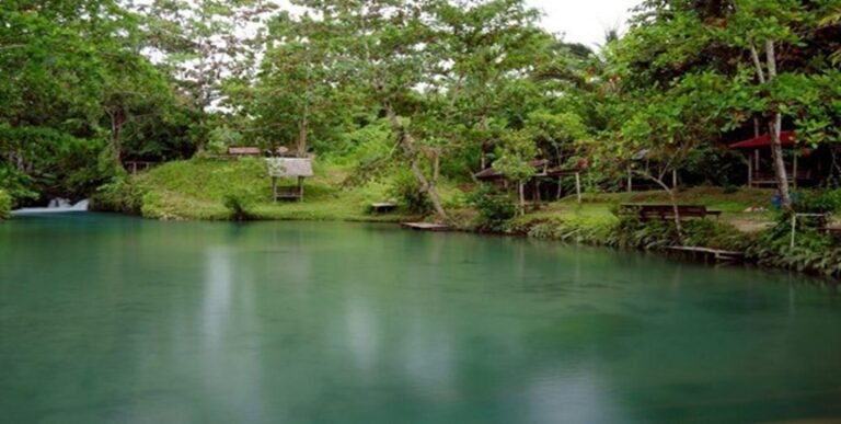 Pesona Kali Biru Genyem, Wisata Alami di Bumi Cenderawasih