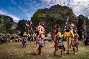 Gunung Genthong, Legenda Prabu Brawijaya dan Raden Patah
