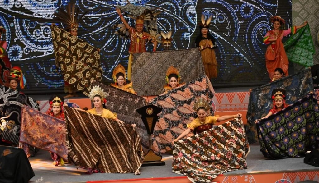 Sejarah Panjang Hari Batik Nasional 2 Oktober