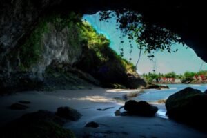 Legenda Adipati Surti dan Suryawati di Karang Bolong