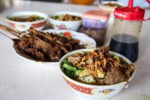 Sensasi Kuliner Unik Nasi Grombyang Asli Pemalang