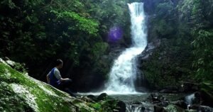 Air Terjun Sekar Langit dan Mitos Awet Muda