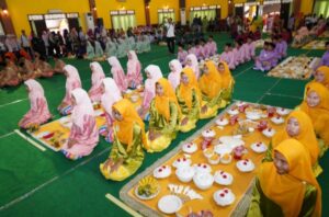 Ratusan Peserta Ikuti Lomba Budaya Saprahan di Pontianak