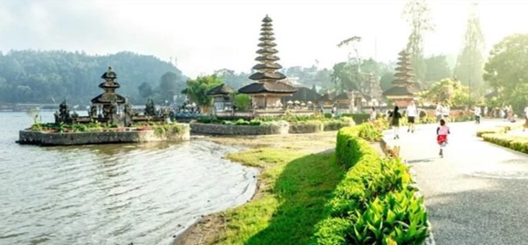 Kemenpar Menilai Penyebaran Wisatawan Di Bali Belum Merata