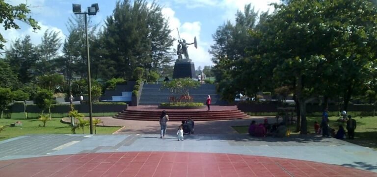 Melihat Jejak Sejarah di Monumen Perjuangan Rakyat Balikpapan