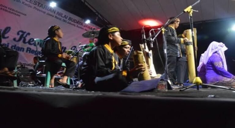 Lodong Gejlig Tasikmalaya, Alat Musik dari Wadah Air Nira