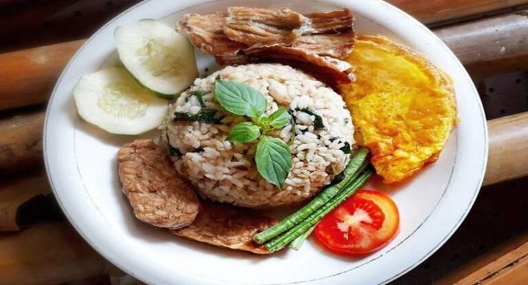 Merasakan Sensasi Nasi Cikur Beraroma Bumbu Kencur