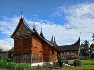 Rumah Tahan Gempa Di Sumatera Barat Bertahan Ratusan Tahun