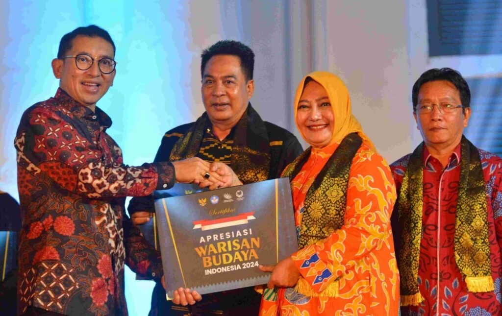 DKI Jakarta Terima Sertifikat Warisan Budaya Takbenda