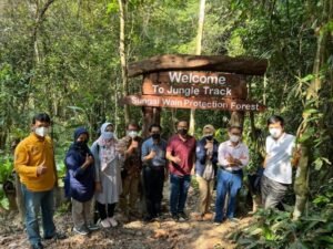 Jelajah Ekowisata Hutan Lindung Sungai Wain