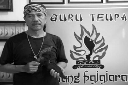 pembuat kujang