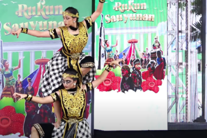 Salah satu atraksi seni Riksa Budaya