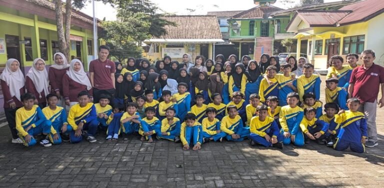 Kak Emma Lanjutkan Literasi Permainan Tradisional di Wonosobo