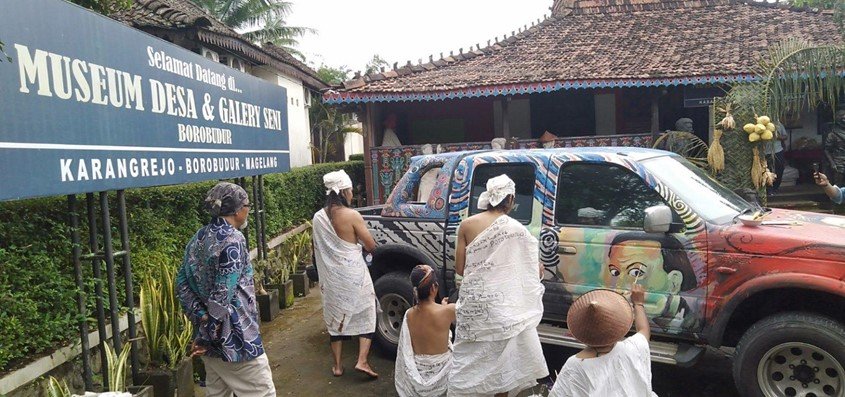 Museum Desa dan Galeri Seni Borobudu