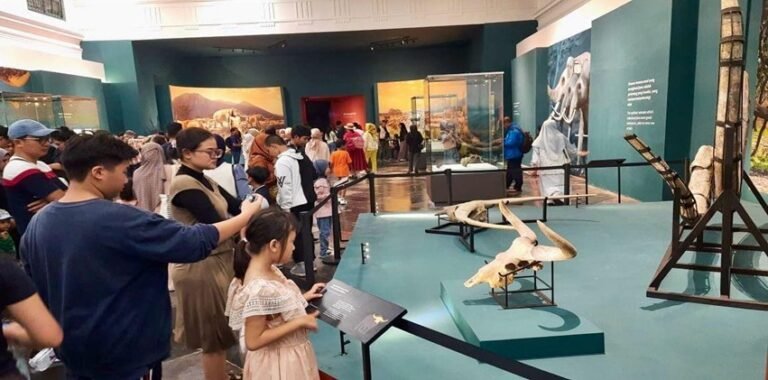 Pameran Manusia Purba di Museum Nasional Dipadati Pengunjung
