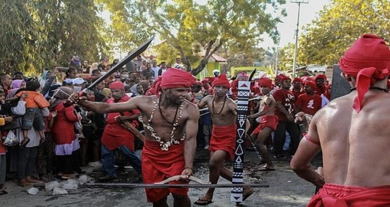 Simbol Patriotisme Masyarakat Maluku Dalam Gerak Tari Cakalele