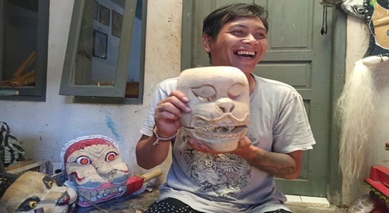 Perjalanan Sandi, Pengrajin Topeng Lengger Wonosobo