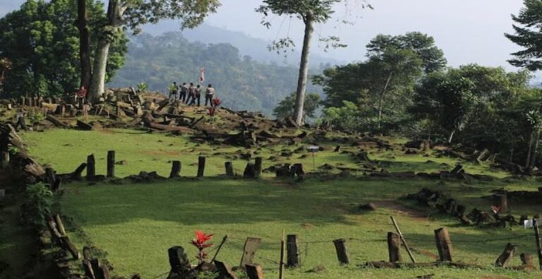 Menteri Kebudayaan Fadli Zon Dukung Riset Gunung Padang
