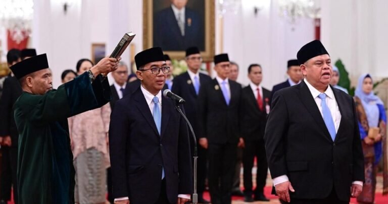 Presiden Prabowo Lantik Brian Yuliarto sebagai Mendiktisaintek