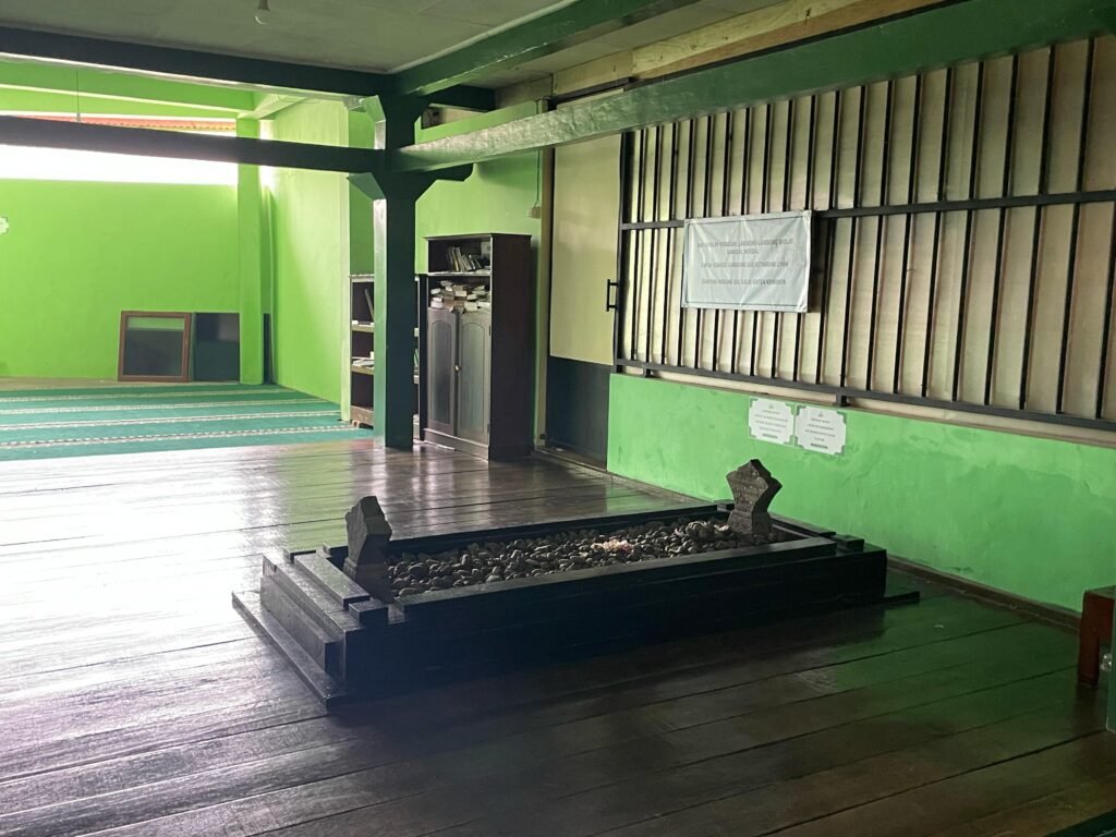 makam kyai walik