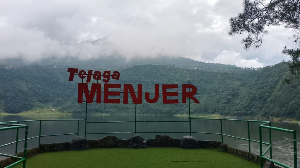telaga menjer wonosobo