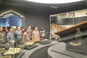 Fadli Zon Buka Pameran Misykat, Ungkap Jejak Islam di Indonesia