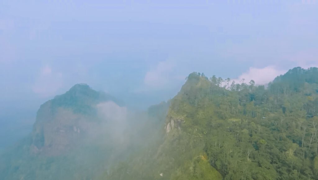 gunung lanang mergolangu