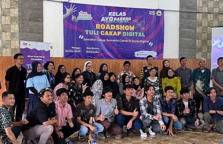 Teman Tuli Wonosobo Antusias Ikuti Kelas Literasi Digital Inklusif