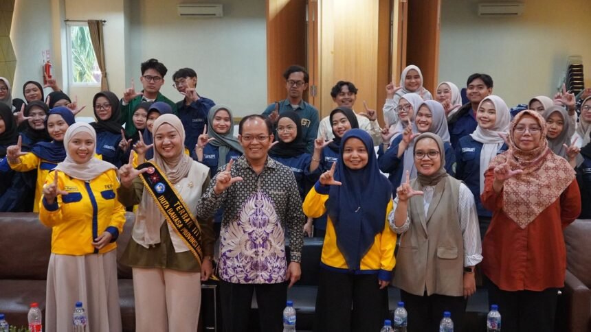 peran bahasa