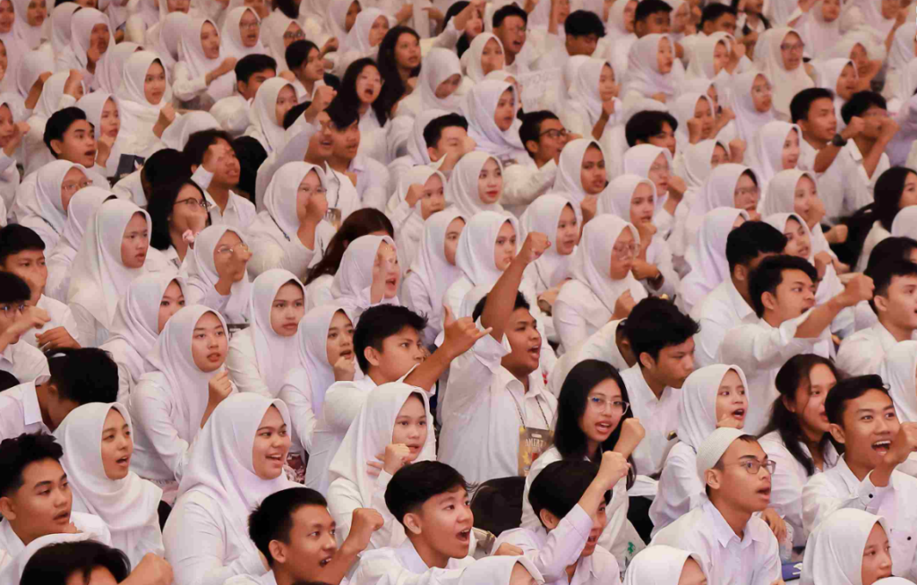 Kabar Baik Bagi Mahasiswa Indonesia dan Jalan Panjang Menuju PTN Tanpa Biaya