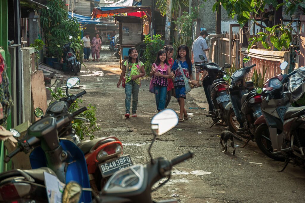 Gotong Royong dan Ruang Bermain yang Kian Terbatas