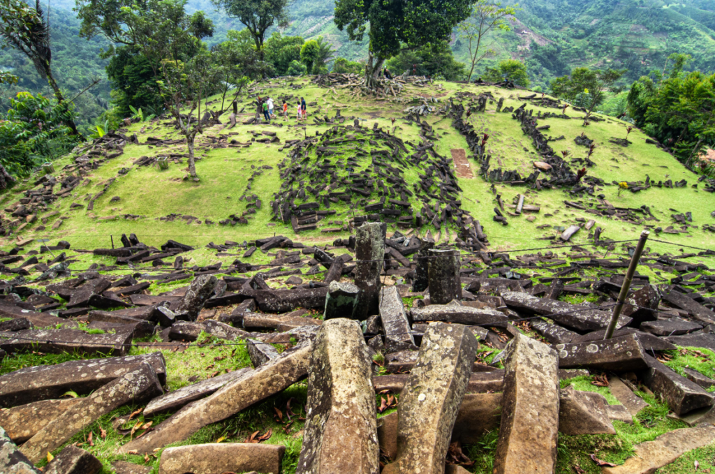 Menjadikan Gunung Padang Tetap Berharga