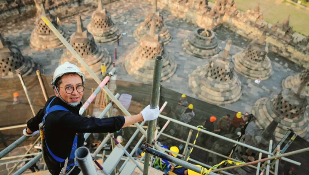 Ikhtiar Borobudur Bertahan Melintasi Zaman