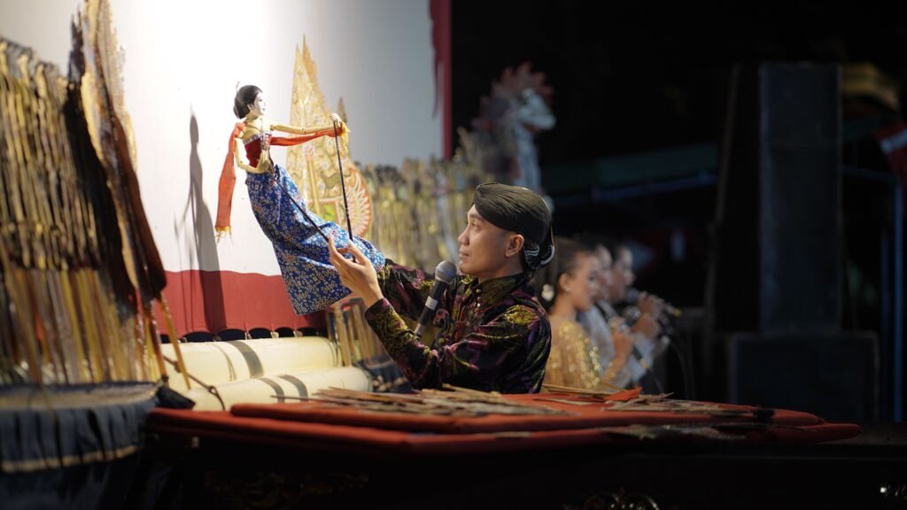 Ketika Walisongo Memilih Tidak Menghapus Kebudayaan Jawa